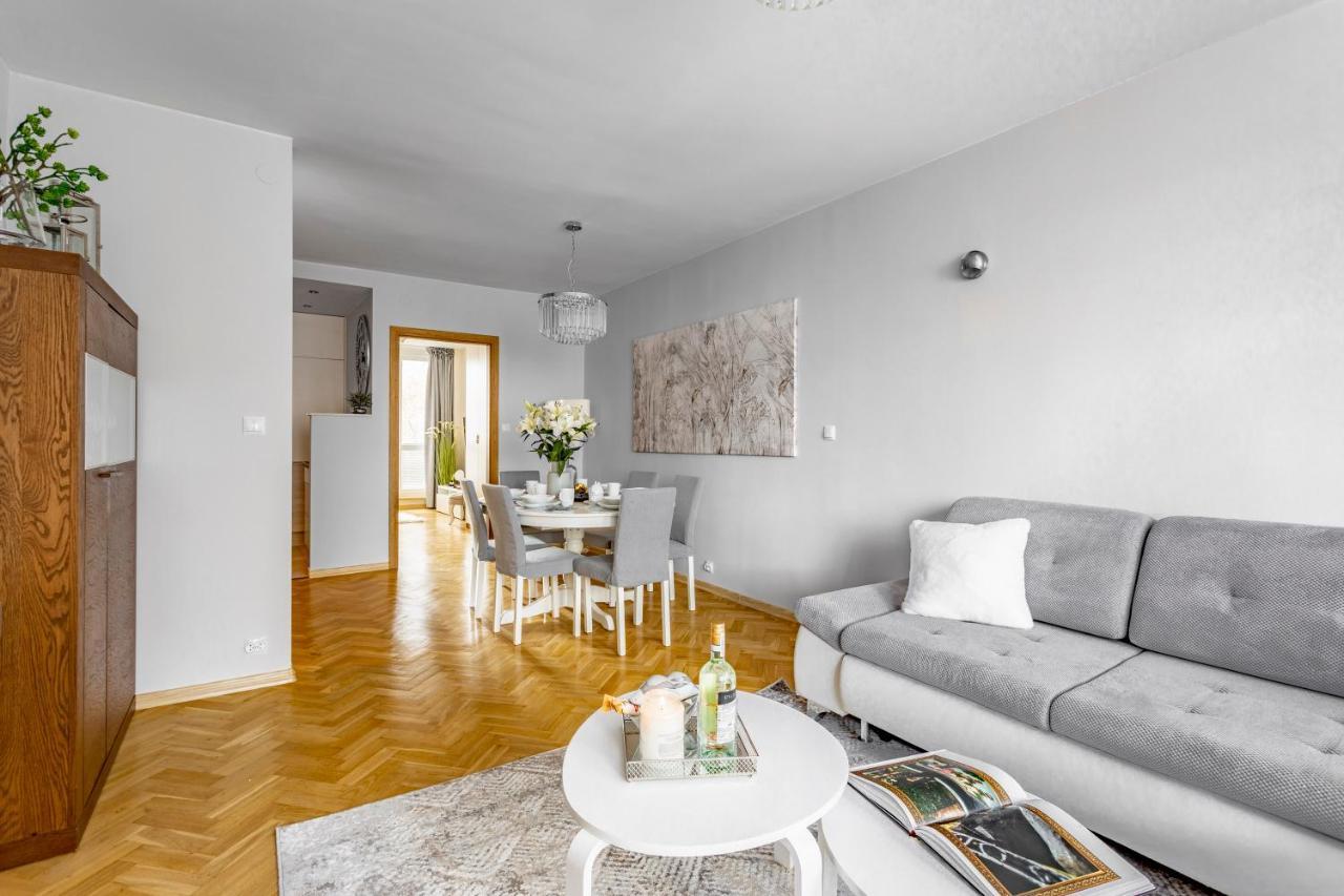 Hala Mirowska Apartments Warsawa Bagian luar foto